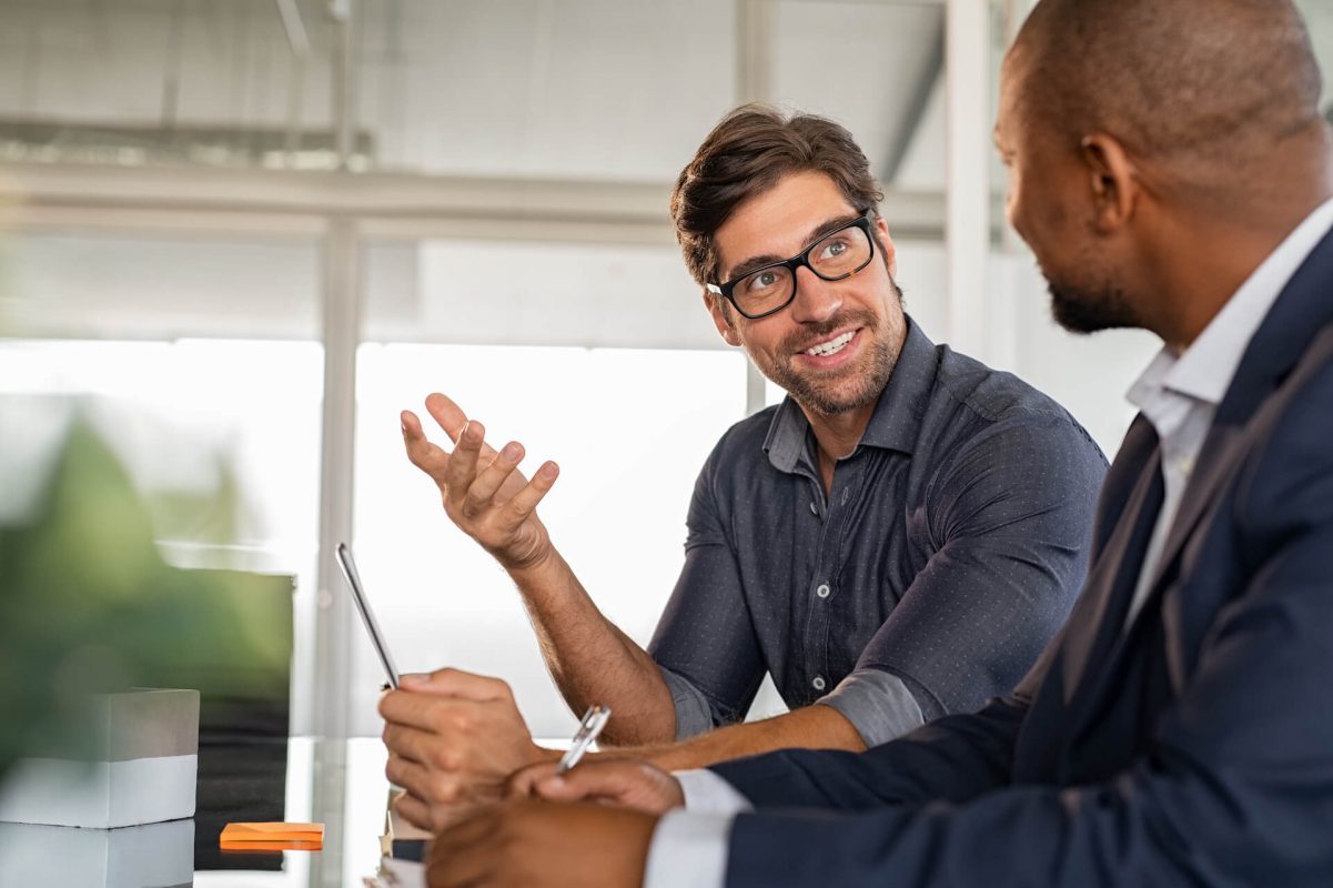 businessman-discussing-project-with-colleague-2021-08-30-02-20-37-utc
